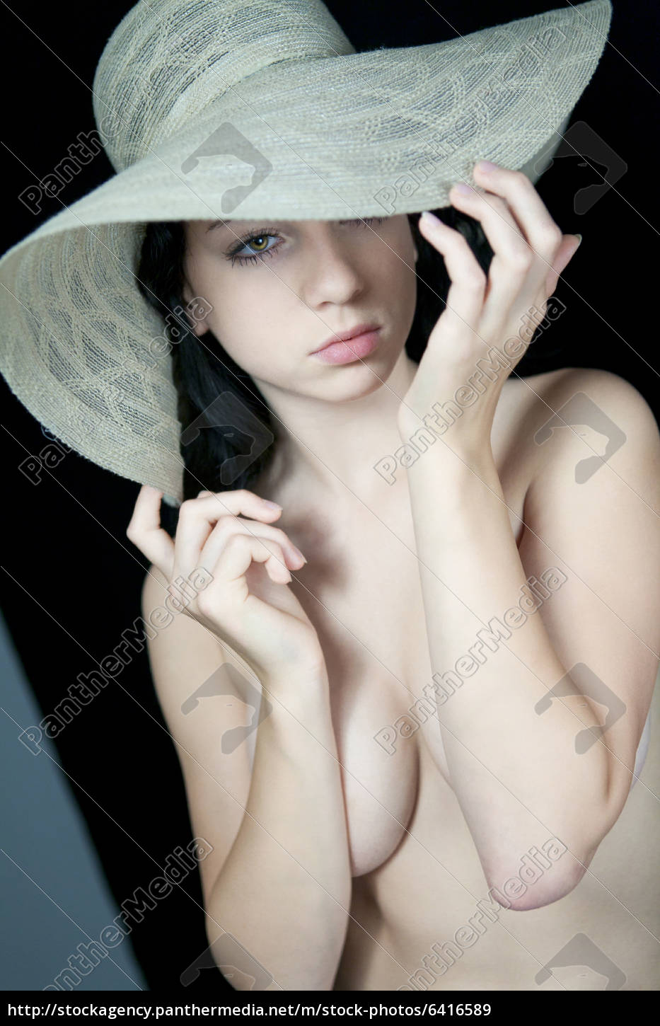 sexet ung brunette pige - Stockphoto #6416589 | PantherMedia Billedbureau